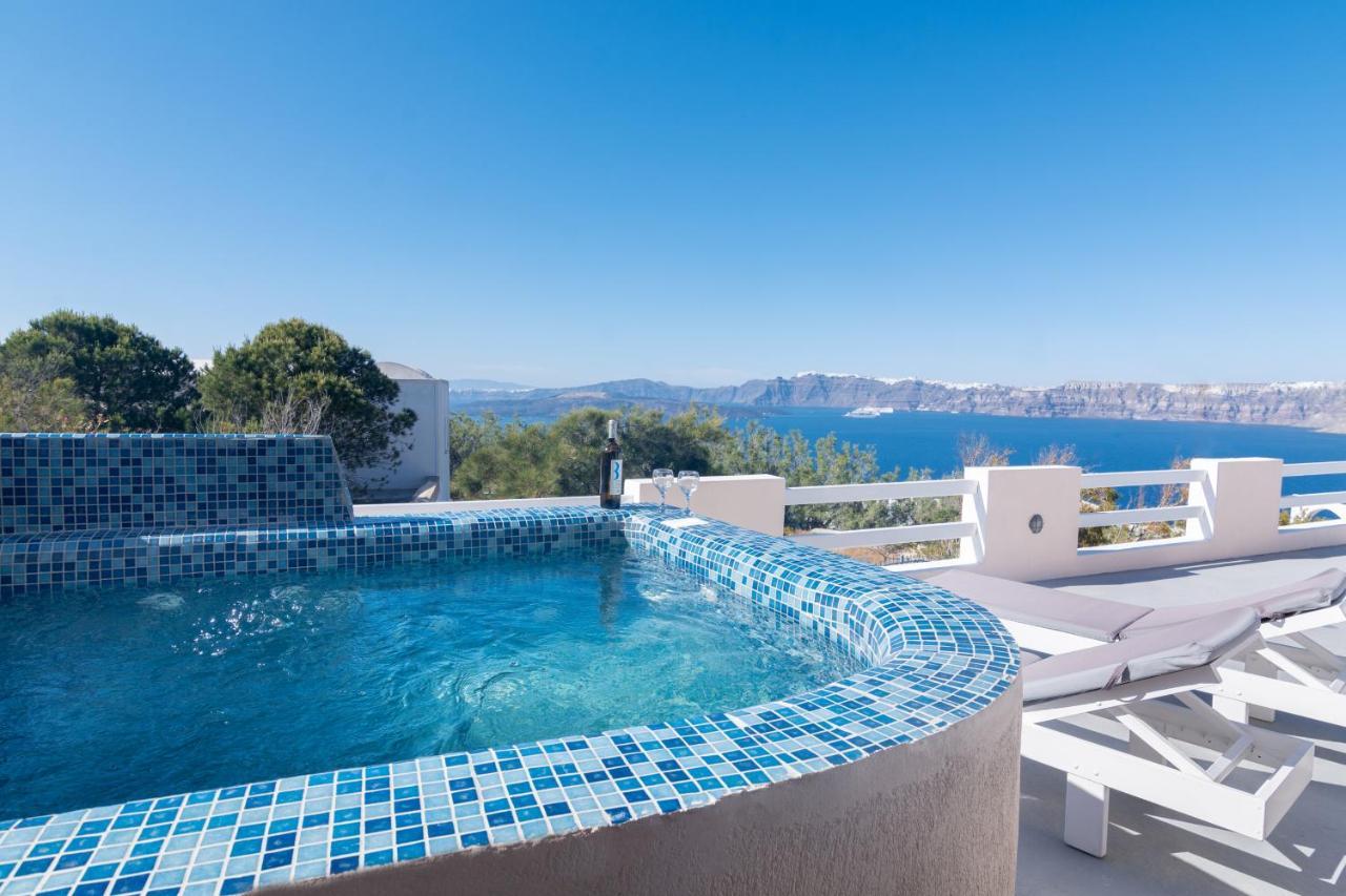 Akrotiri Apartment *