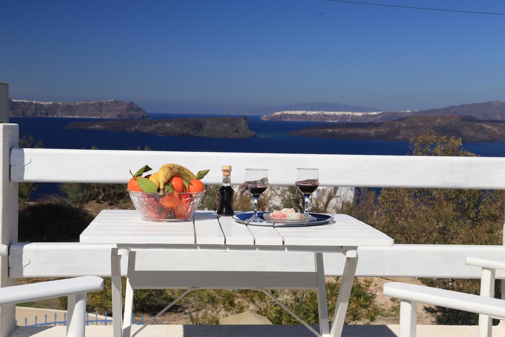 Akrotiri Akrotiri (Santorini)