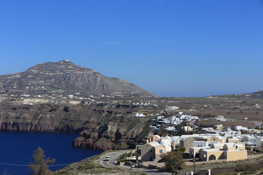 Akrotiri Akrotiri (Santorini)