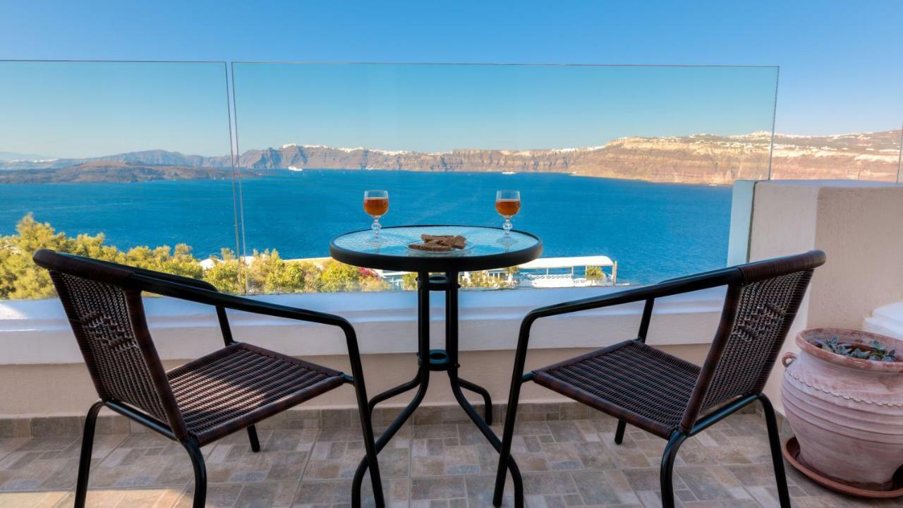 Akrotiri Akrotiri (Santorini)